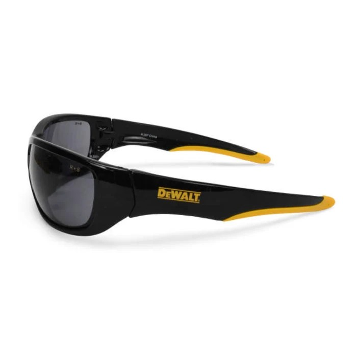 Lentes de Seguridad DEWALT® Dominator™ ANSI Z87 – Full Frame Negro, Lente Humo y Protección UV